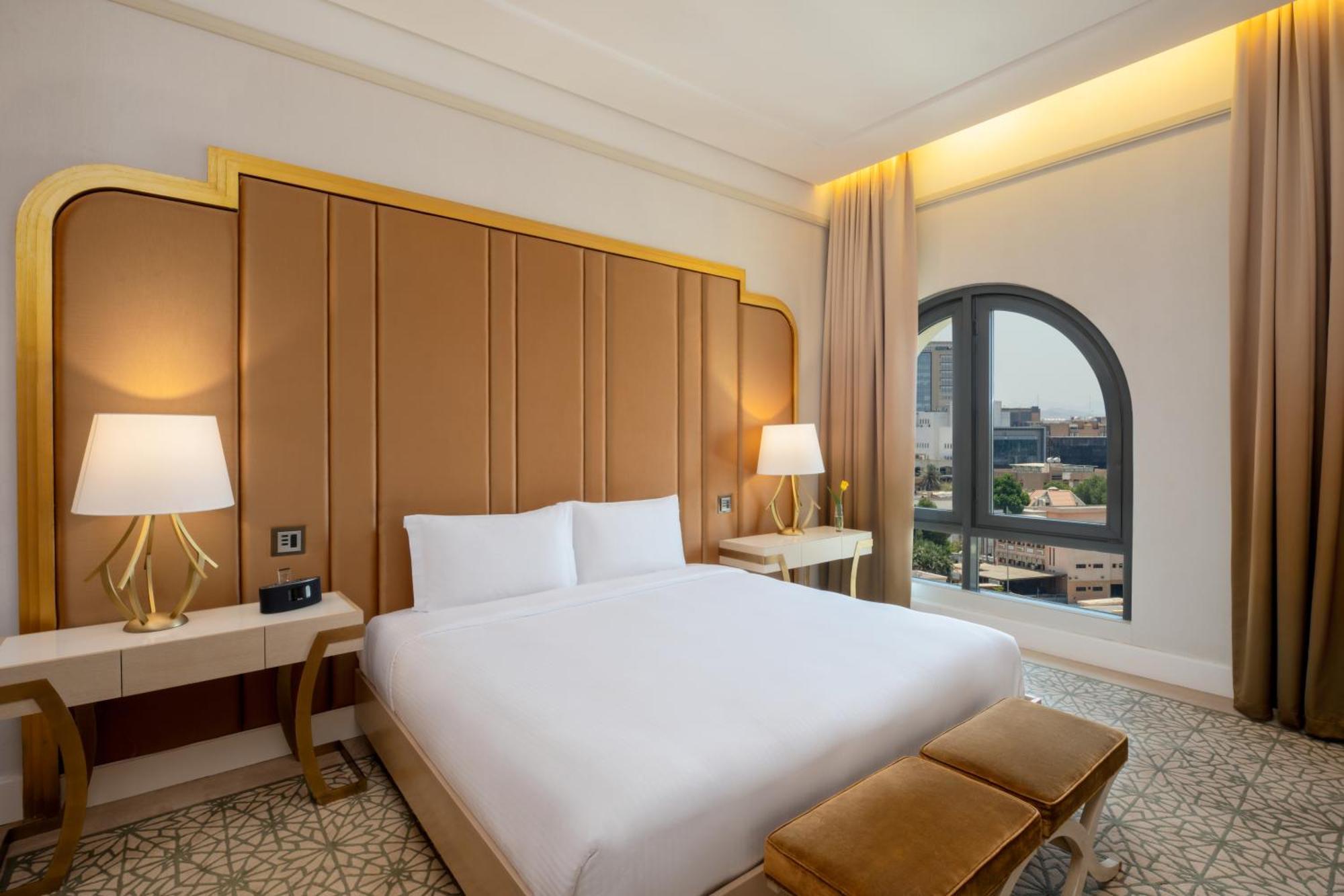 Hotel The Galleria Jeddah, Curio Collection By Hilton
