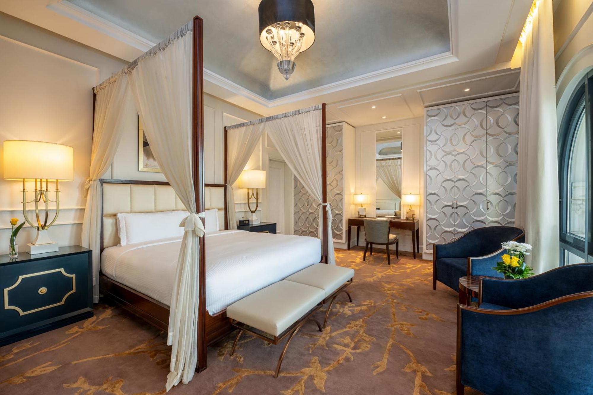 Hotel The Galleria Jeddah, Curio Collection By Hilton